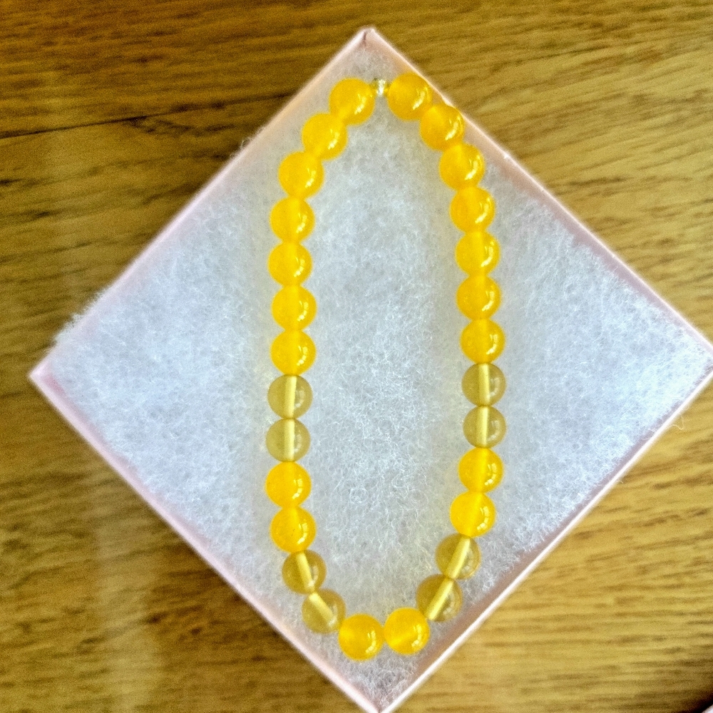 CATS EYE 8MM BEADS 1 SIZE BANGLE STRETCH BRACELET  WEAR ALONE OR LAYER